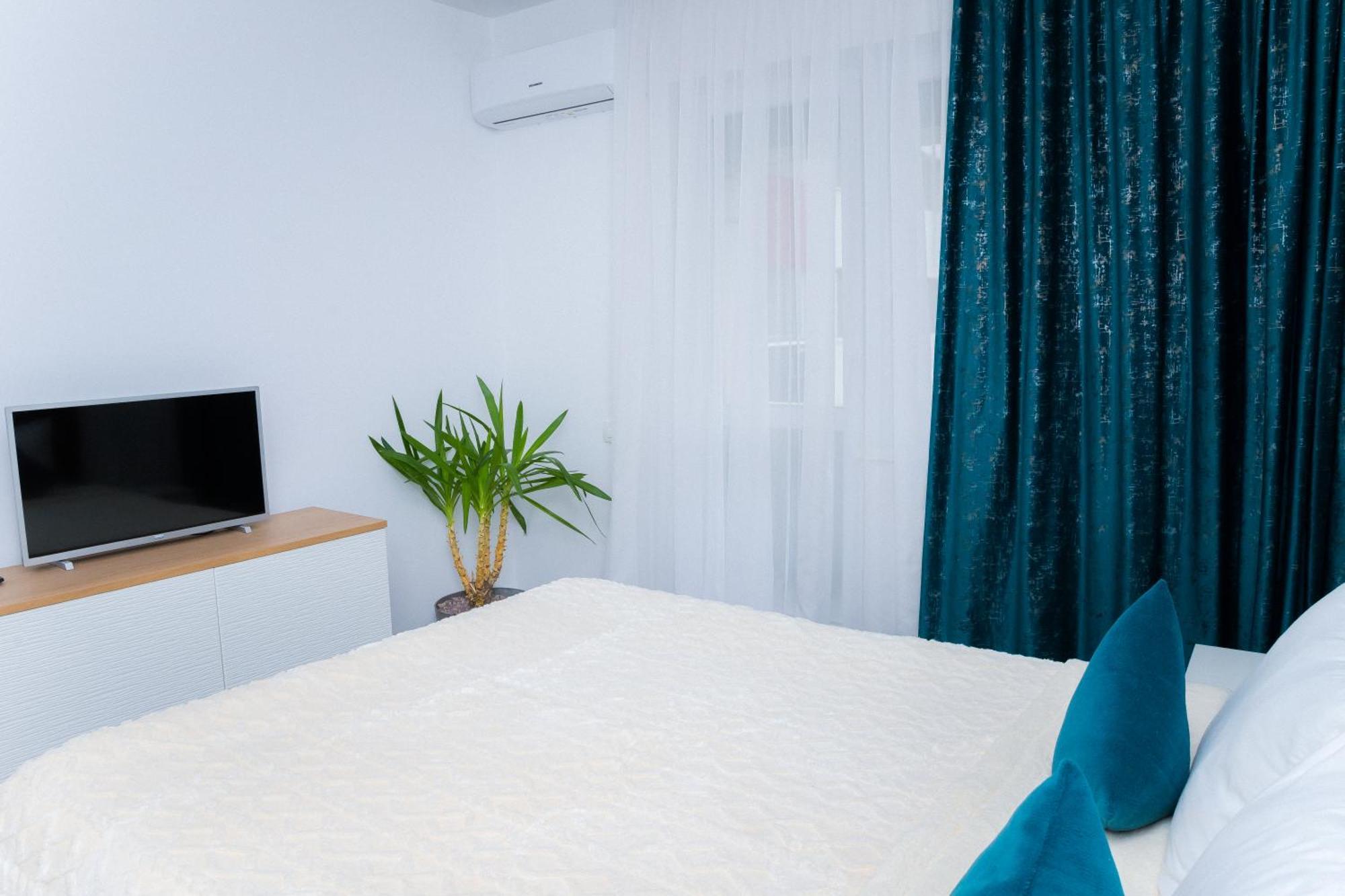 Elysian Urbanscape Brown, 2 Rooms, Near Bucharest Chiajna Εξωτερικό φωτογραφία