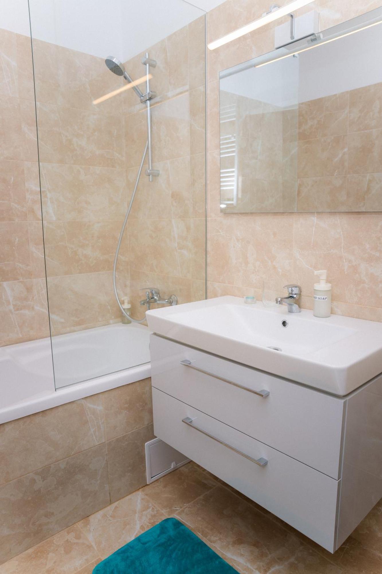 Elysian Urbanscape Brown, 2 Rooms, Near Bucharest Chiajna Εξωτερικό φωτογραφία
