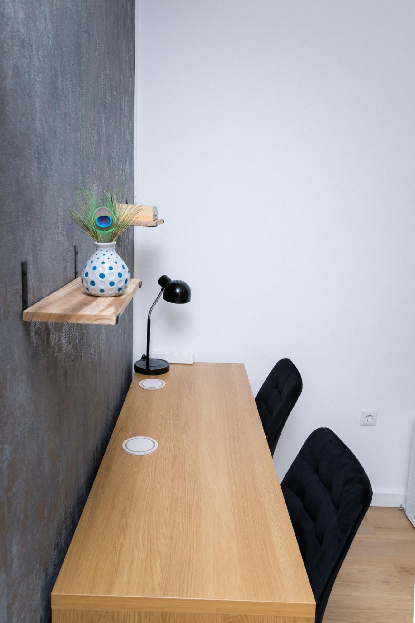 Elysian Urbanscape Brown, 2 Rooms, Near Bucharest Chiajna Εξωτερικό φωτογραφία
