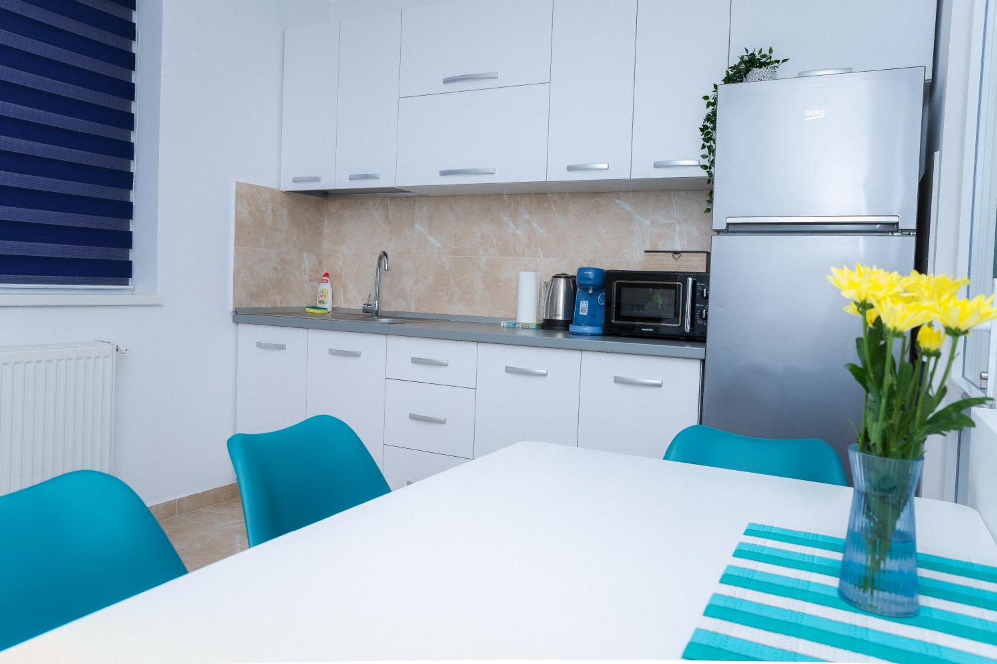 Elysian Urbanscape Brown, 2 Rooms, Near Bucharest Chiajna Εξωτερικό φωτογραφία
